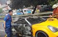 Kaget...Gara-gara Korsleting Listrik, Mobil Sport Dua Pintu Tinggal Rangka