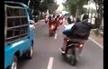 Viral Video Pria Berboncengan Acungkan Pedang ke Pengguna Jalan di Bandung