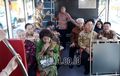 Keren! Video Lebih Dekat dengan Bus Tingkat Surabaya, Cukup Bayar Pakai Sampah Plastik