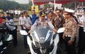 Anies Baswedan Terjatuh Saat Coba Motor Dinas Dishub, Harganya Rp 1,2 Miliar Bro!