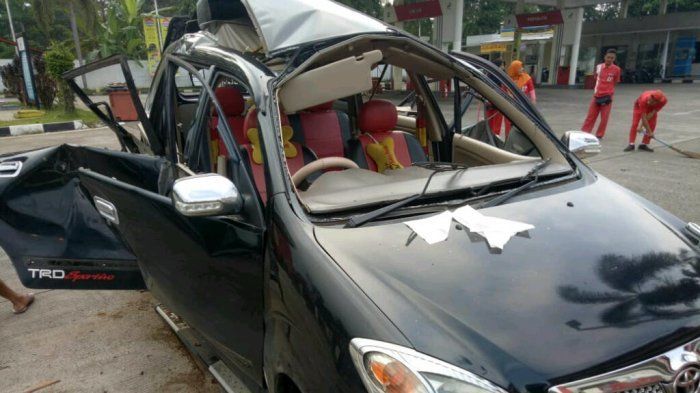 Kondisi Toyota Avanza usai 'meledak' di SPBU Lampung