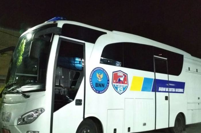 Bus khusus untuk mengangkut anjing pelacak