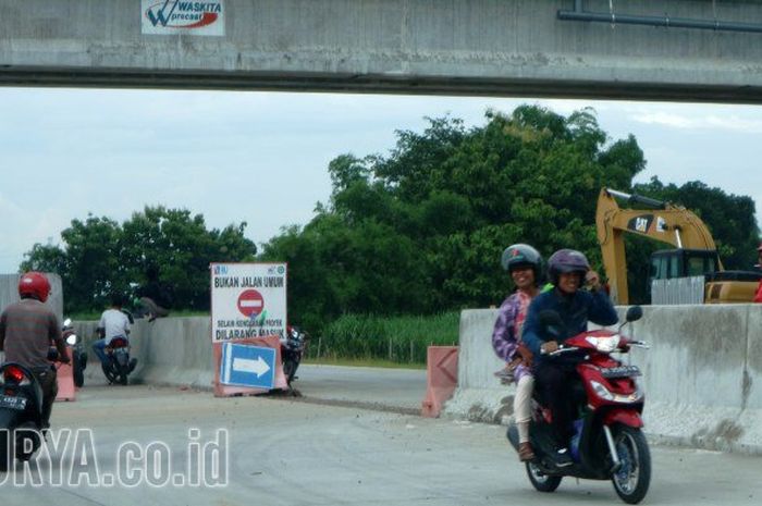 Pengerrjaan jalan tol madiun