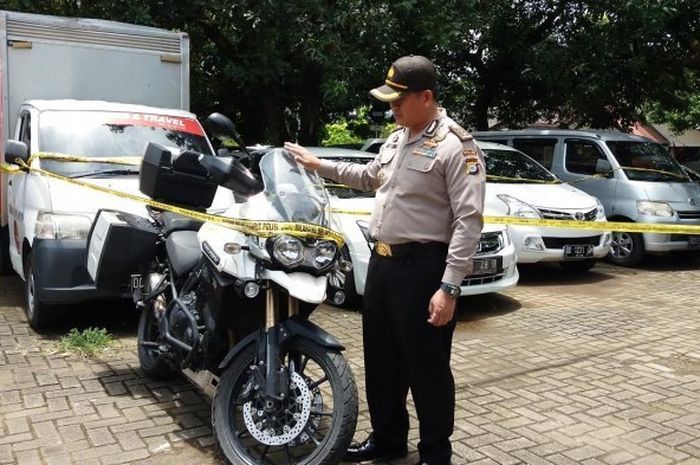 Polda Sulsel menyita motor gede (Moge) jenis Triumph Explorer X