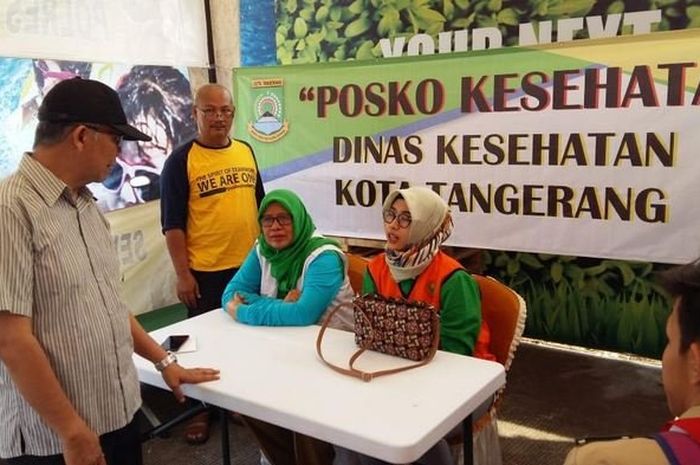 Pejabat Sementara (Pjs) Wali Kota Tangerang M. Yusuf saat melakukan inspeksi ke posko Cileduk, Selasa (12/6).