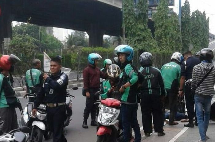 Penumpang ojek online tewas akibat terjatuh