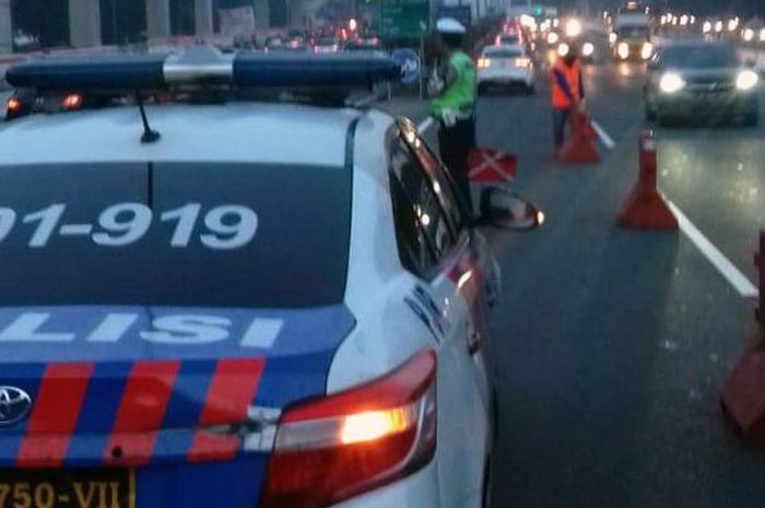 Contraflow di tol dalam kota Cawang arah Semanggi