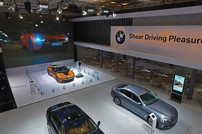 Ilustrasi produk BMW Group Indonesia