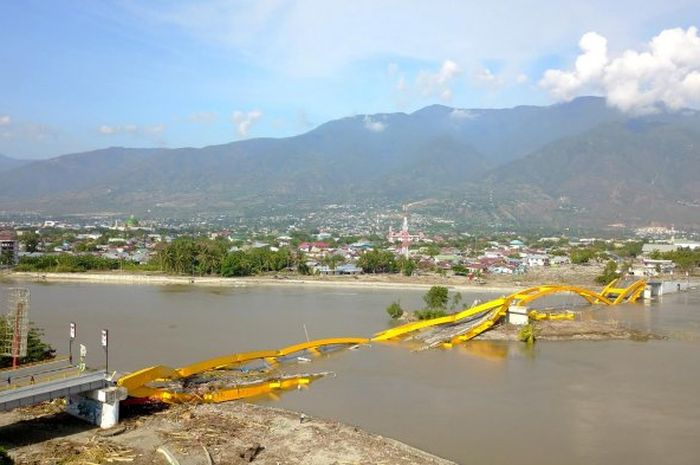 Jembatan Kuning yang sempat hancur akibat gempa dan tsunami di Palu akan dibangun kembali