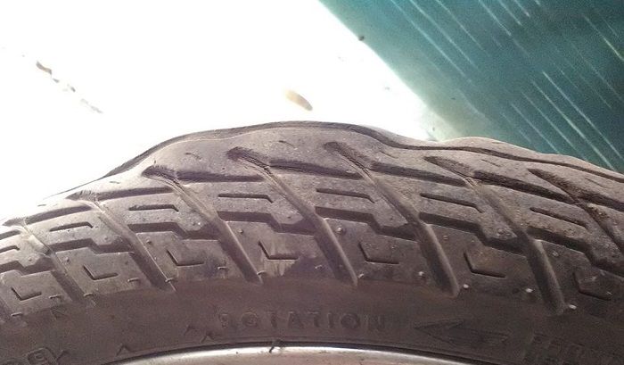 Ilustrasi ban benjol