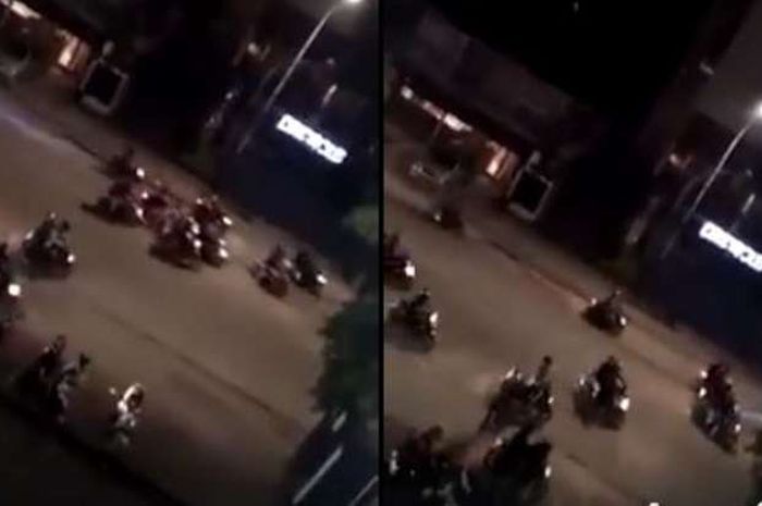 Seorang netizen diam-diam abadikan peristiwa kerusuhan yang dilakukan segerombolan pengendara motor