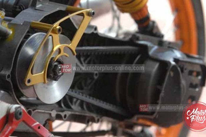 Ilustrasi v-belt pada skutik