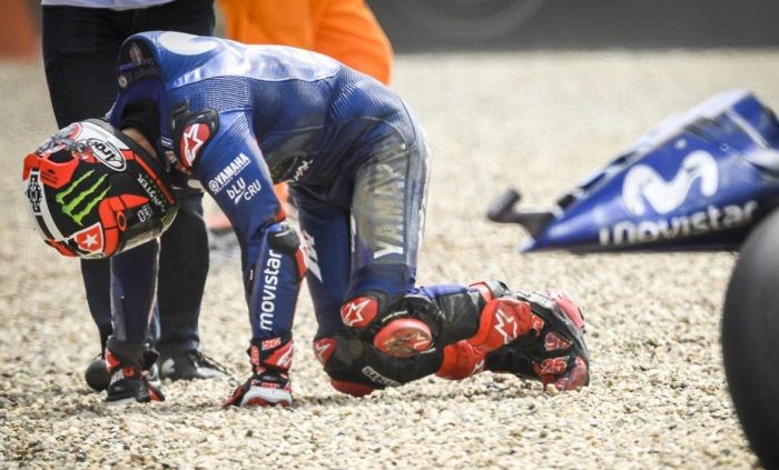 Maverick Vinales terlibat kecelakaan dan gagal melanjutkan balap di MotoGP Ceko