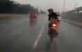 Video Kelakuan Biker Zaman Now, Nekat Terobos Tol Akhirnya Ndlosor
