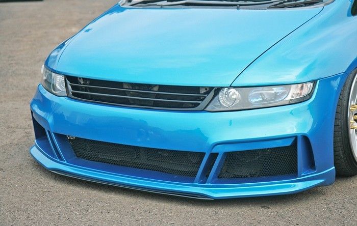 Honda Odyssey ini pakai bodykit custom, keren!