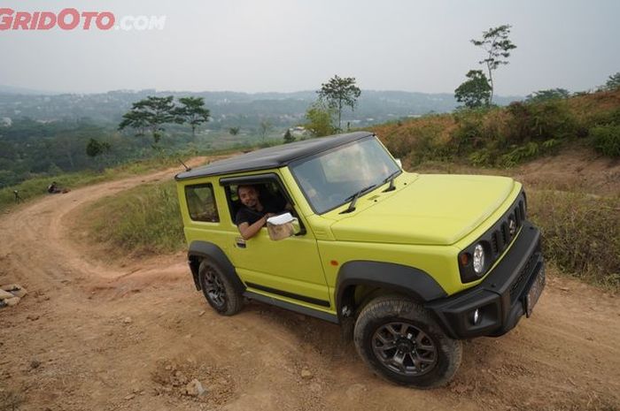 Jimny generasi terbaru