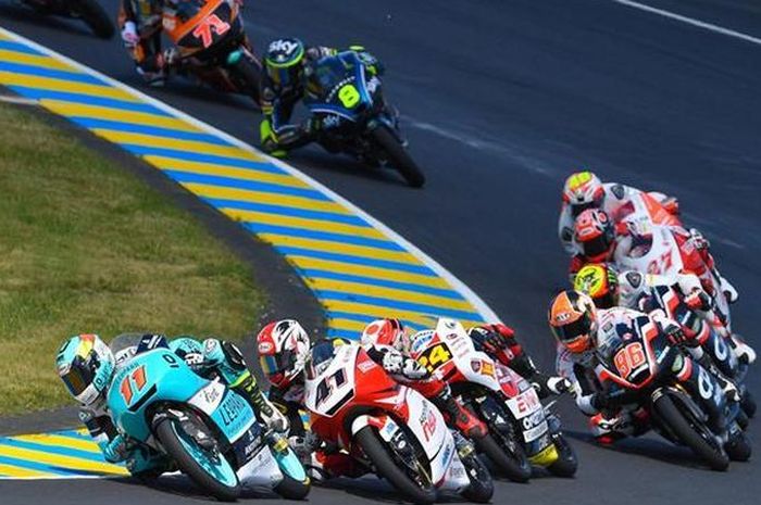 Kelas Moto3 di MotoGP Prancis 2017 bikin heboh karana insiden tabrakan horor