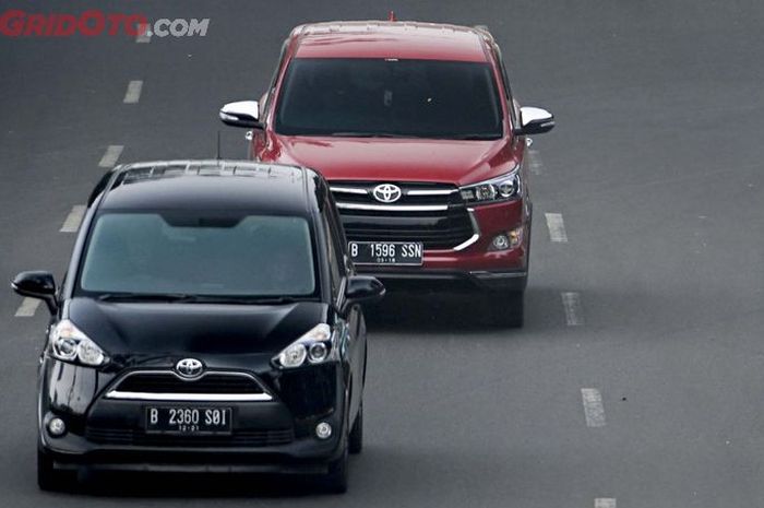 Ilustrasi berkendara