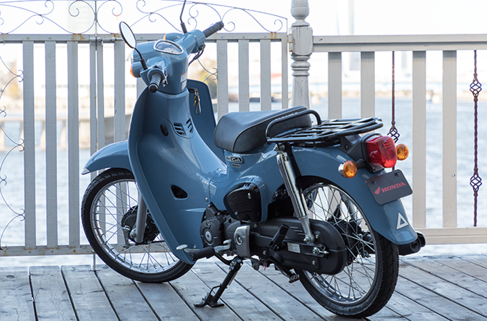 Tampil klasik dengan warna Super Cub Bonnie Blue