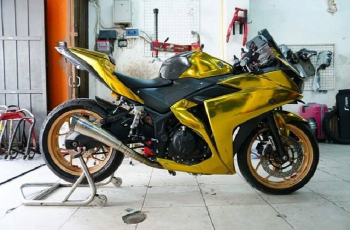 Yamaha R3 berkelir emas sekaligus pakai pelek mahal