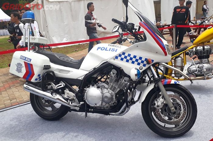 Yamaha XJ900P andalan Polisi Indonesia