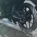 Awas, Ini Kondisi Jalan Yang Paling Bahaya Buat Riding di Musim Hujan