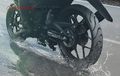 Tips Pilih Ban Motor, Biar Enggak ‘Geal-geol’ Saat Musim Hujan