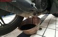 Oli Motor Bekas Jadi Hitam Pekat, Banyak Yang Penasaran, Ini Penyebabnya