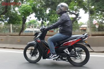 Hasil Test Ride Honda Revo X 2018 Motor Bebek Terlaris Saat Ini Semua Halaman Gridoto Com