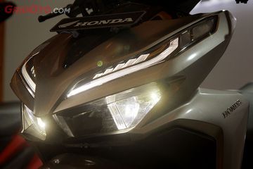 Pakai Led Ini Cahaya Lampu Honda All New Vario 150 2018 Di Malam