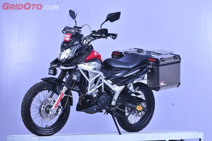 Honda CS1 dibuat bergaya adventure buatan Ardhi Malik