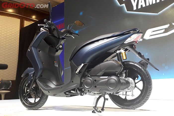 Yamaha Lexi punya kaki-kaki ramping