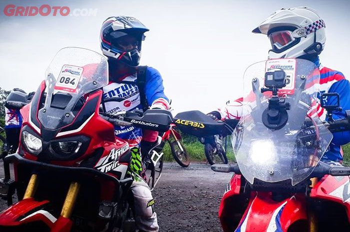 Easy Riders dengan helm Arai Tourcross