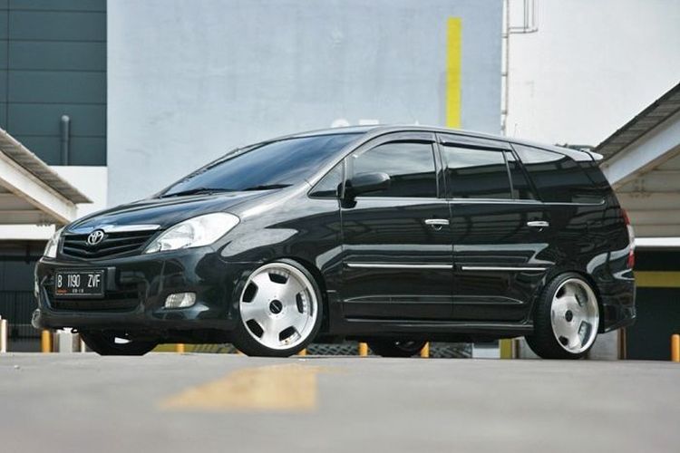 Contoh 75+ Modifikasi Innova 2007 Gratis