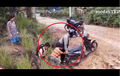 Video: Aksi Heroik Polisi Bantu Dua Orang Bocah Yang Terperosok Bersama Motornya, Ternyata Jalurnya Menyedihkan