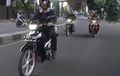 Tips Simpel Ini Bikin Mesin Motor 2-tak Lebih Awet Saat Dipakai Harian