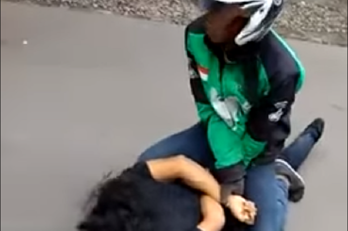 Driver ojek online menangkap jambret