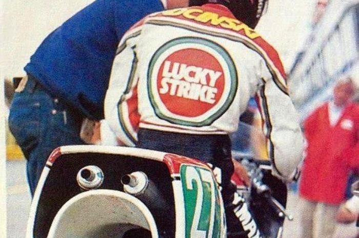 John Kocinski pembalap Amerika Serikat berlaga di kelas 250 cc musim 1988
