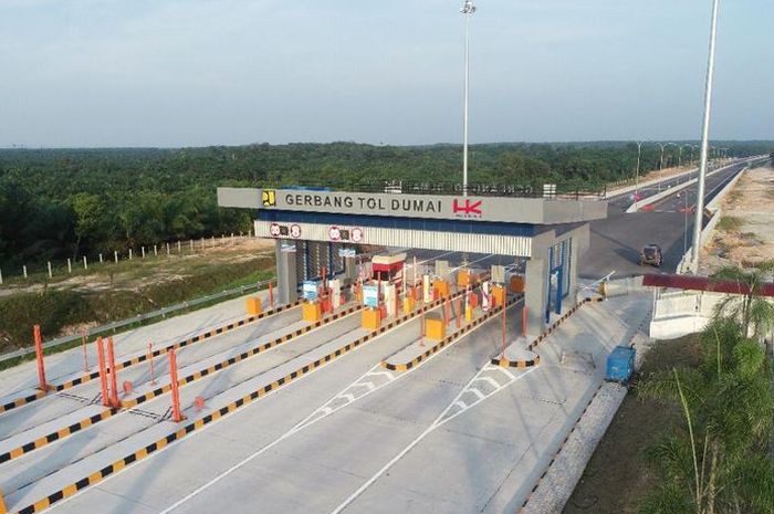 Jalan Tol Pekanbaru-Dumai