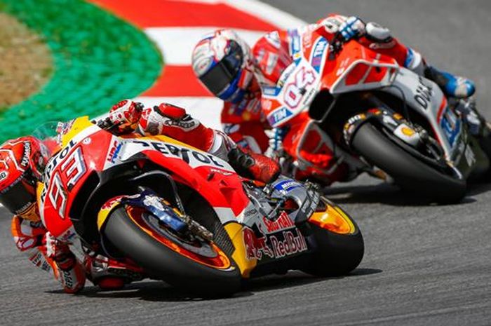 Sengit duel antara Andrea Dovizioso dan Marc Marquez di MotoGP Austria ditentukan hingga lap dan tik