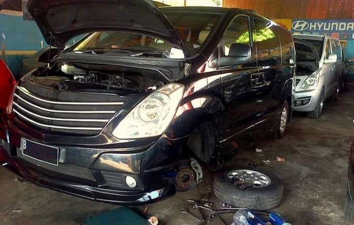 Ilustrasi Hyundai H-1 2011-2013 di Garasi 30, bengkel spesialis Hyundai