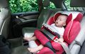 Jangan Pernah Memangku Anak Di Mobil, Ini Sebabnya