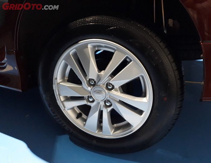 Pelek New Datsun GO berukuran 14 inci dengan desain baru