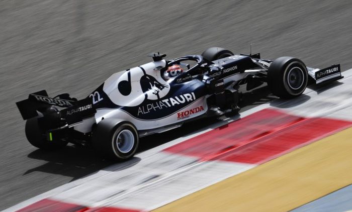 Pembalap tim AlphaTauri, Yuki Tsunoda menjadi rookie tercepat dalam tes pramusim F1 2021 di Bahrain