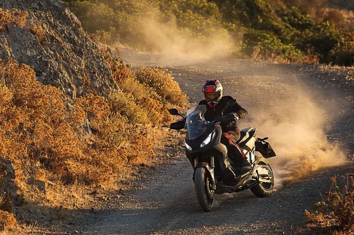 Honda X-ADV didesain sebagai motor adventure