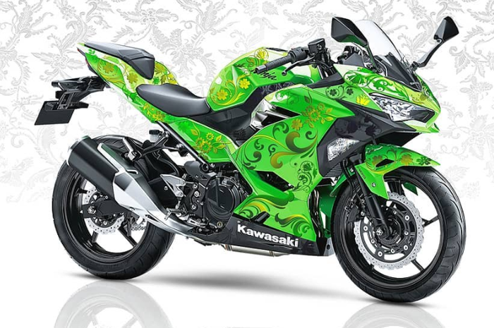 Kawasaki New Ninja 250  pakai baju batik keren juga