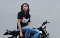 Duh Motornya Keren Banget, Kawasaki Ninja 250R Orderan Si 'Scrambler Girl'