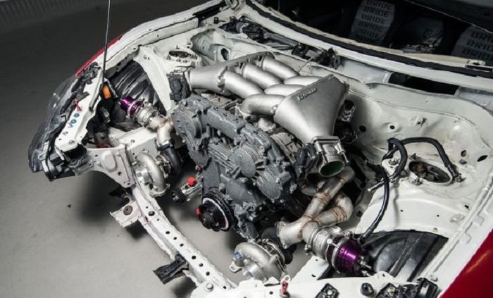 Mesin Nissan VR38DETT di tubuh Toyota 86