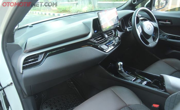 Interior masih standar, hanya upgrade audio