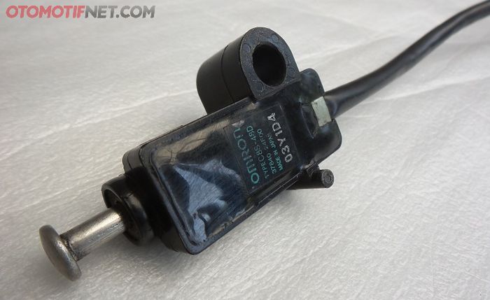 Pasang Side Stand Switch di Suzuki Nex II (Gbr. 1)  